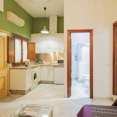 Galindo Center Premium Apartment